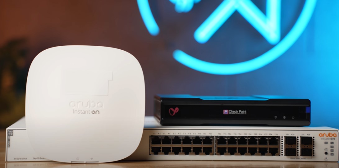 Aruba Wi-Fi AP，可支援Wi-Fi Mesh功能和PoE供電