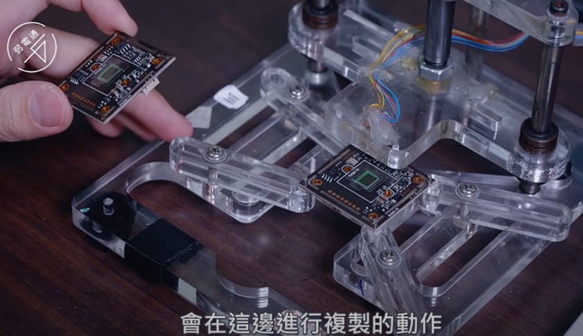 監視器介紹-製作步驟:確認機板正確後,才會進行機板複製的步驟。