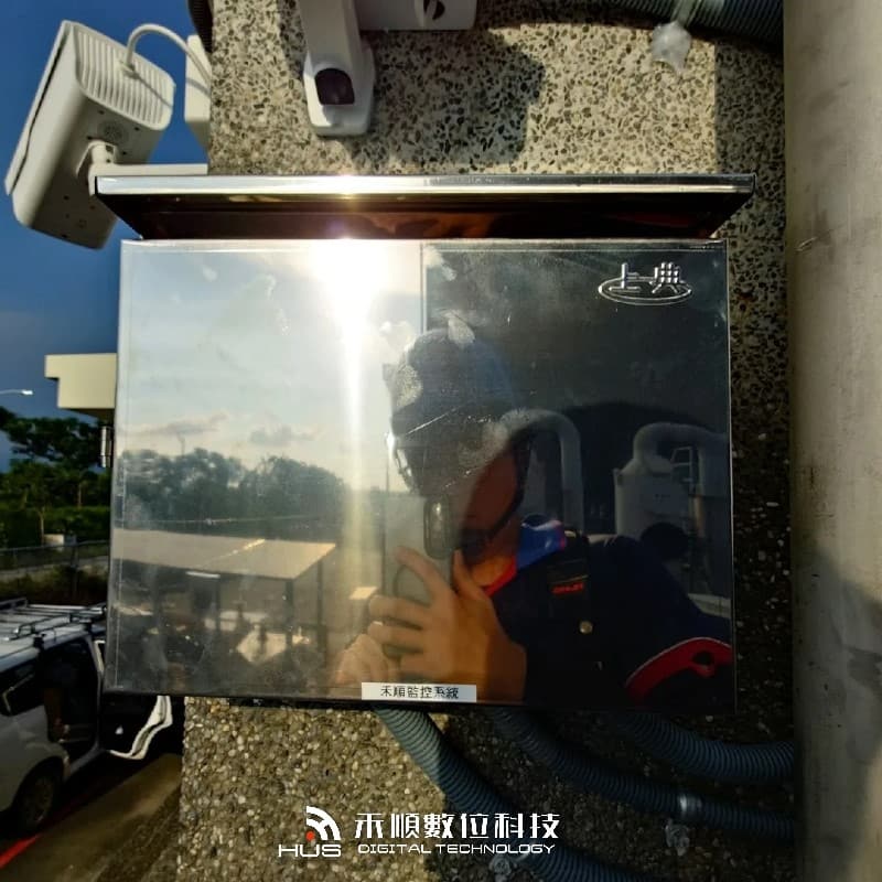 工廠安裝案例:防水弱電箱